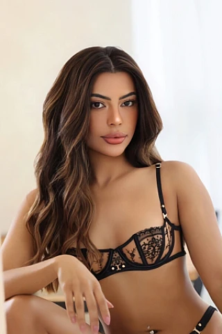 Mannu — Marble Arch escort